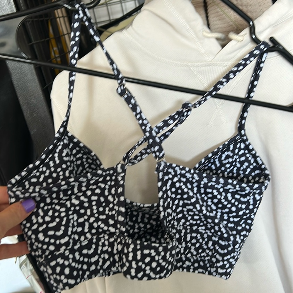 Sports bra